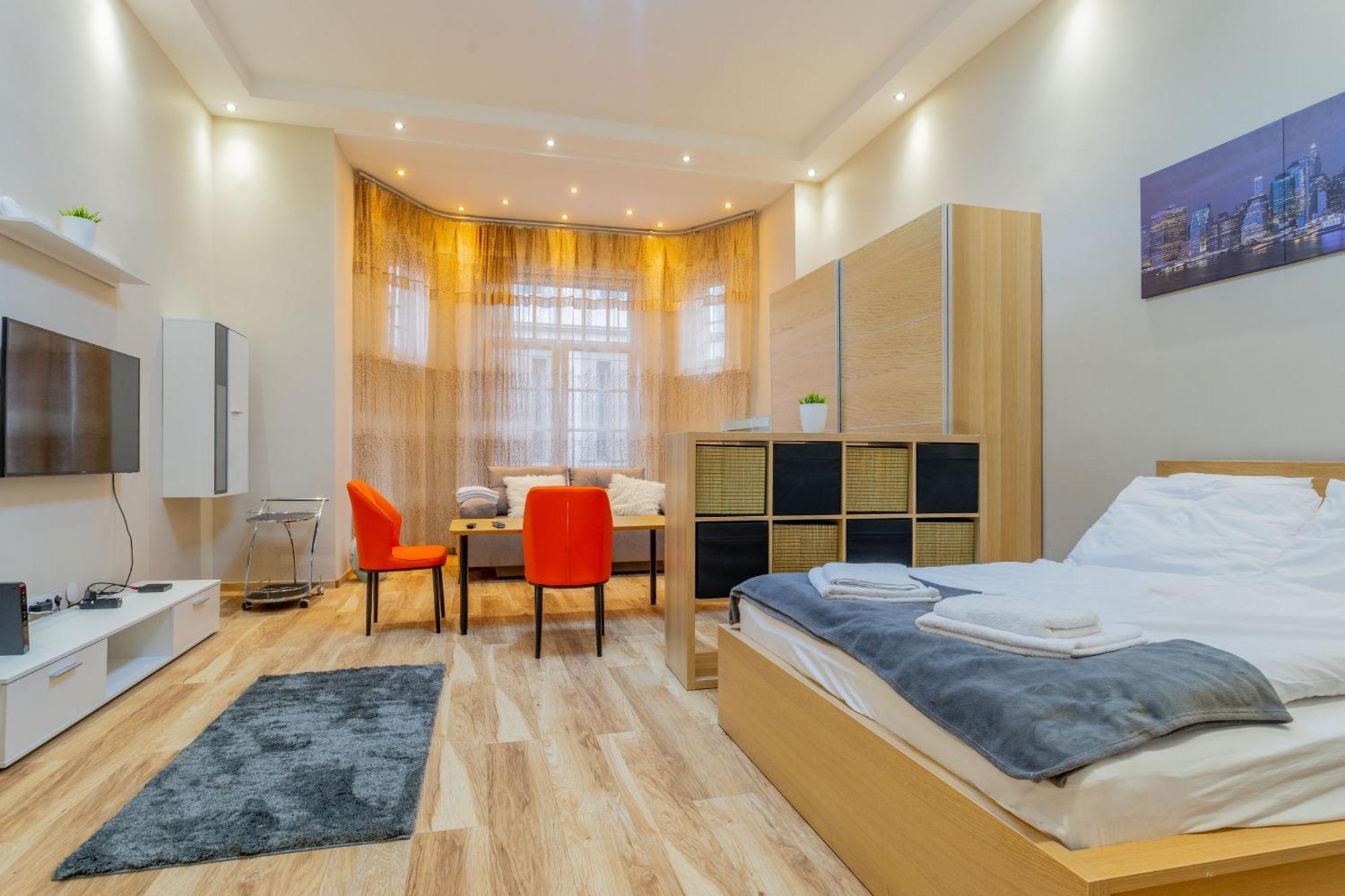 Efad Lux 2